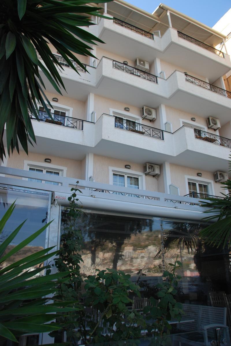 Hotel Mano Sarande Exterior photo